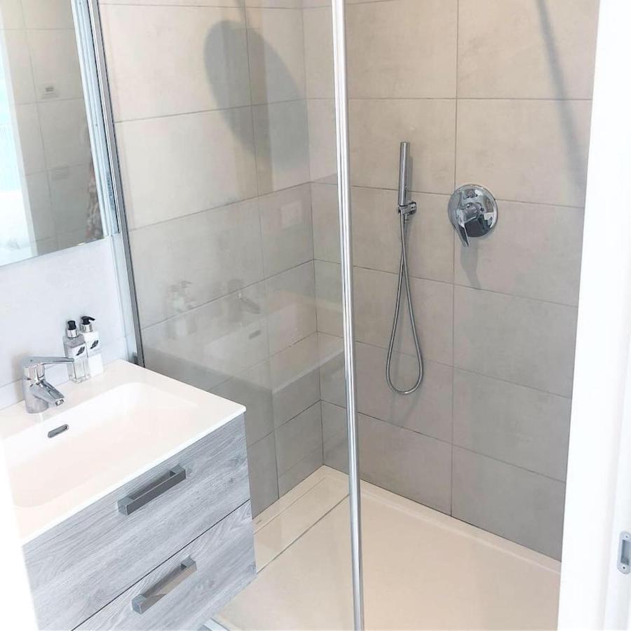 Ulivi Luxury Loft & Pool - The House Of Travelers Apartment Carate Urio Luaran gambar